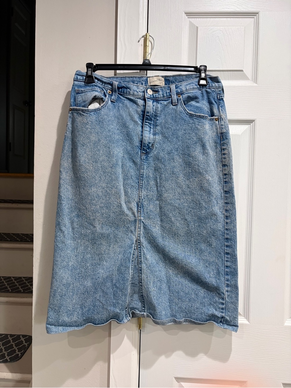 Universal Thread Medium Wash Blue Denim Midi Skirt